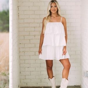 Coastal cowgirl layered dress 🌊👢🤍🦋